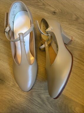 Theatricals Dance Footwear Character Heels